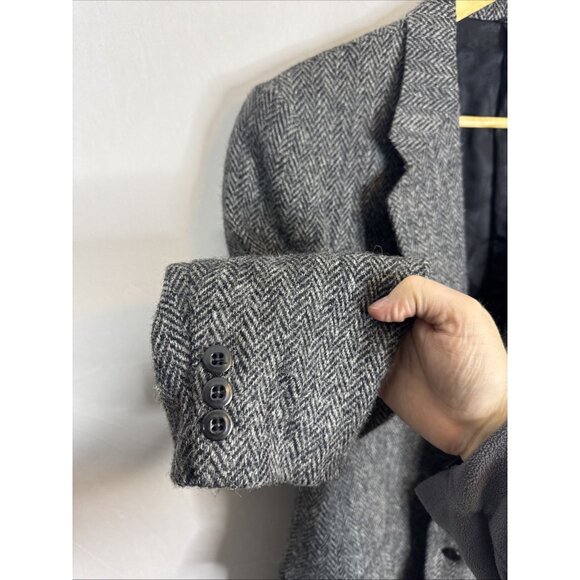 Harris Tweed 44R Sport Coat Herringbone Gray Hand Woven Scotland 100% Wool - Picture 2 of 8